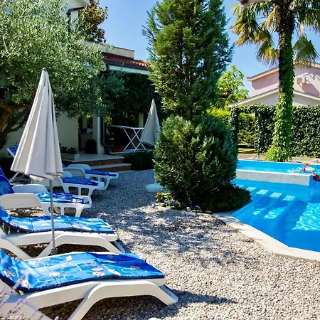 Kuca Za Odmor Magnolia Vila *